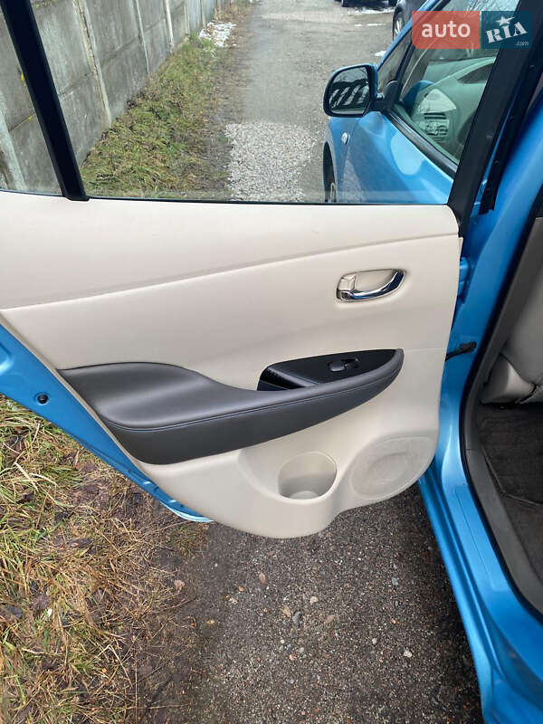 Хетчбек Nissan Leaf 2015 в Броварах фото 9 Хетчбек Nissan Leaf 2015 в Броварах