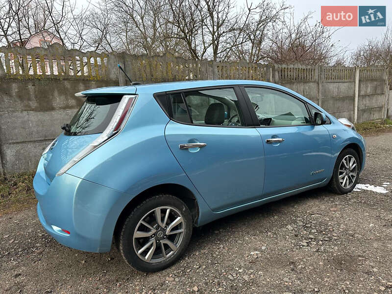 Хетчбек Nissan Leaf 2015 в Броварах фото 29 Хетчбек Nissan Leaf 2015 в Броварах