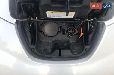 Хетчбек Nissan Leaf 2017 в 