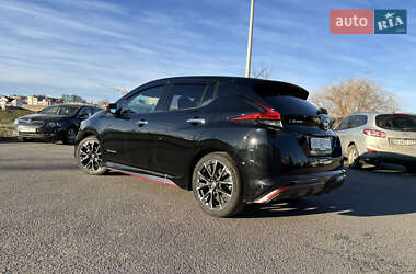 Хэтчбек Nissan Leaf 2018 в 