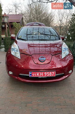 Хетчбек Nissan Leaf 2014 в Полтаві