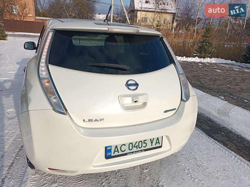 Хетчбек Nissan Leaf 2014 в Луцьку