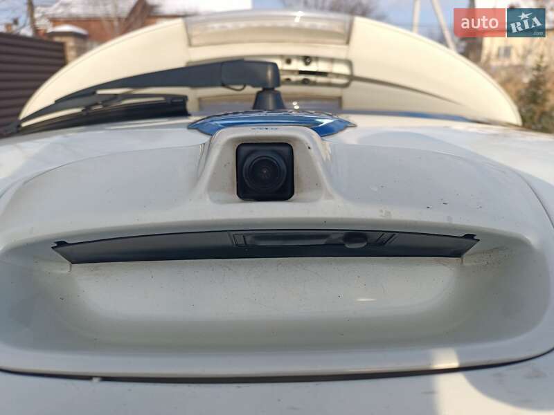 Хетчбек Nissan Leaf 2014 в Луцьку