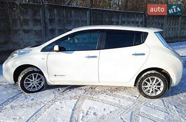 Хэтчбек Nissan Leaf 2017 в 