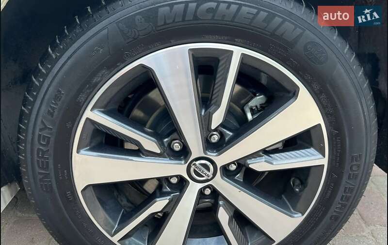 Хэтчбек Nissan Leaf 2018 в Львове