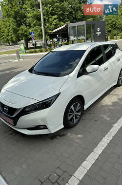 Хетчбек Nissan Leaf 2021 в Харкові