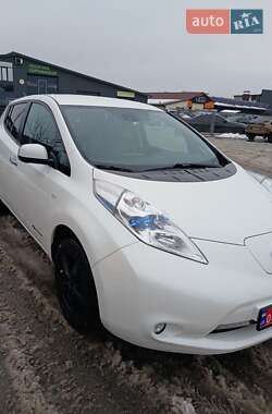 Хетчбек Nissan Leaf 2014 в Луцьку