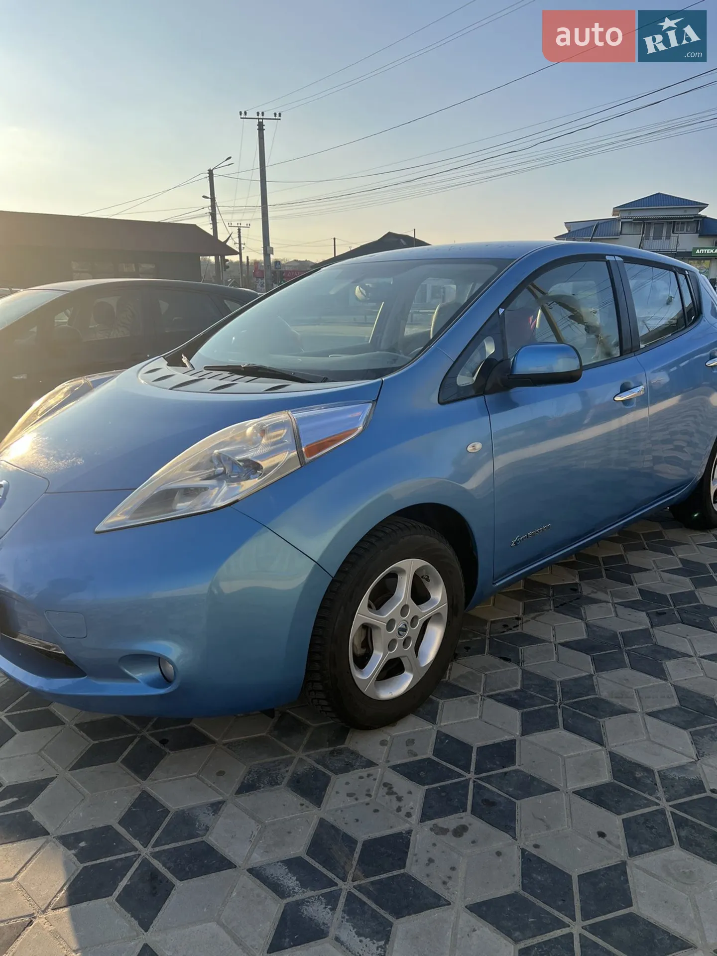 2011 Nissan Leaf - мініатюра 5