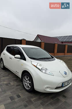 Хетчбек Nissan Leaf 2014 в Миколаєві