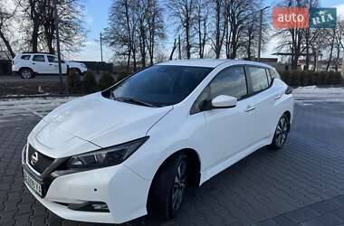 Хетчбек Nissan Leaf 2023 в Вінниці