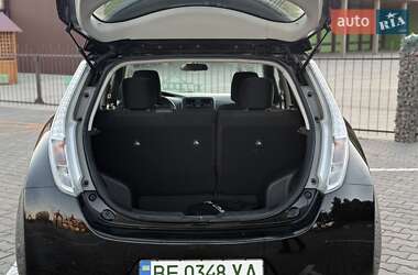 Хетчбек Nissan Leaf 2014 в 