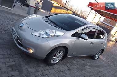 Хетчбек Nissan Leaf 2015 в Тернополі