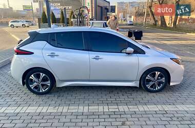 Хэтчбек Nissan Leaf 2020 в 