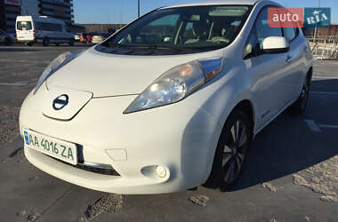 Хэтчбек Nissan Leaf 2015 в Киеве