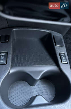 Хетчбек Nissan Leaf 2014 в 