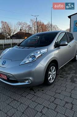 Хетчбек Nissan Leaf 2013 в Луцьку