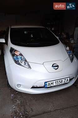 Хэтчбек Nissan Leaf 2017 в 