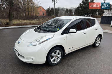 Хетчбек Nissan Leaf 2014 в Хмільнику