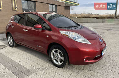 Хетчбек Nissan Leaf 2011 в Сокалі