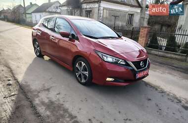 Хетчбек Nissan Leaf 2018 в Дубні