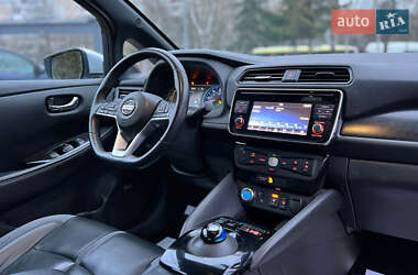 Хэтчбек Nissan Leaf 2018 в 