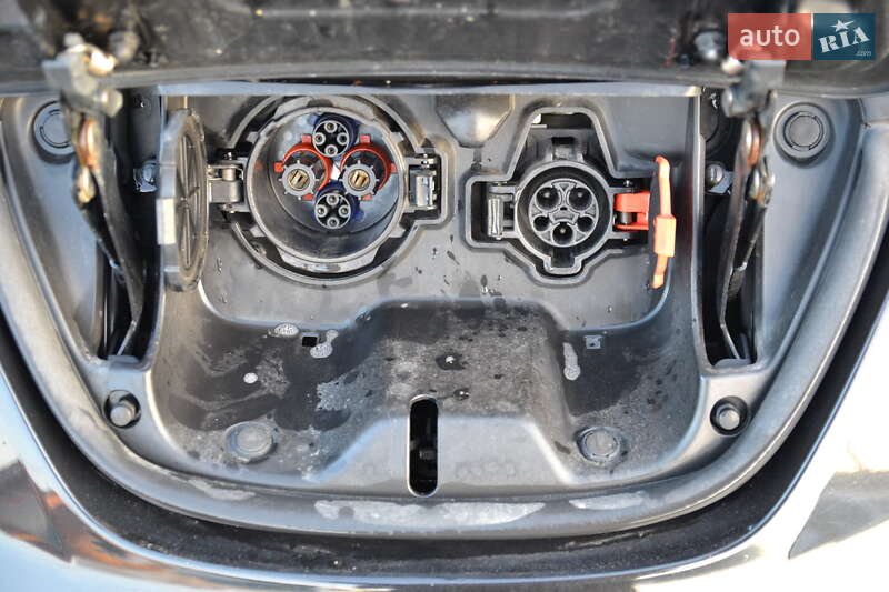 Хэтчбек Nissan Leaf 2014 в Луцке фото 30 Хэтчбек Nissan Leaf 2014 в Луцке