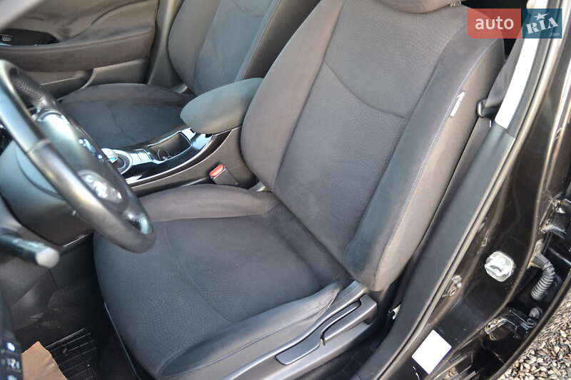 Хэтчбек Nissan Leaf 2014 в Луцке фото 16 Хэтчбек Nissan Leaf 2014 в Луцке