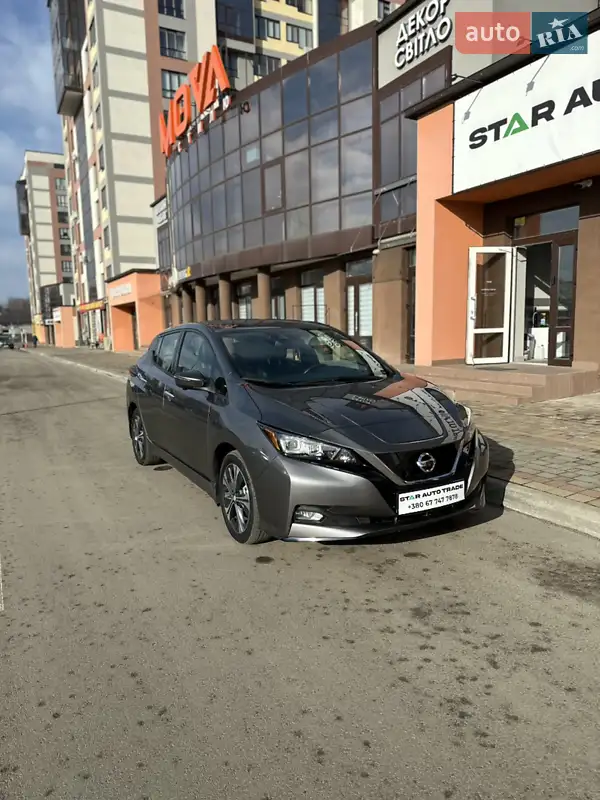 Nissan Leaf 2021