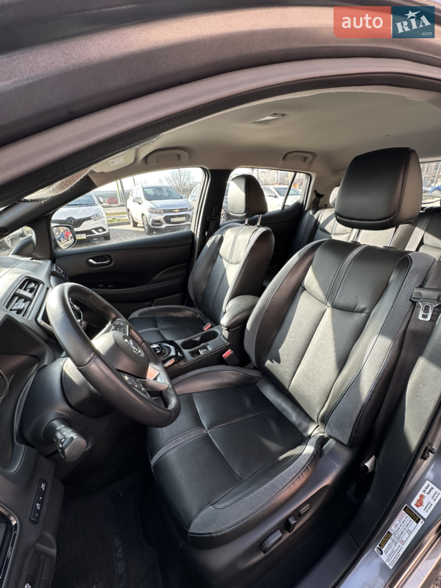 2021 Nissan Leaf - мініатюра 12