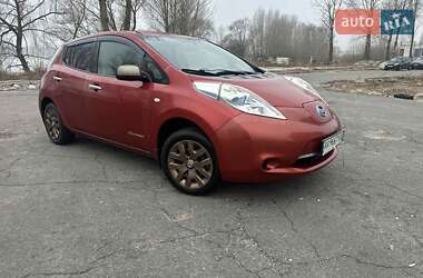 Хетчбек Nissan Leaf 2015 в Києві