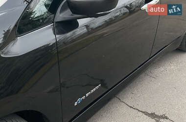Хэтчбек Nissan Leaf 2018 в 