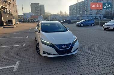 Хетчбек Nissan Leaf 2020 в Хмельницькому