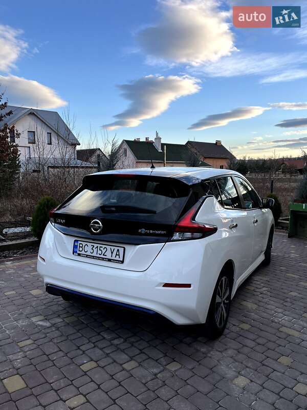 Хэтчбек Nissan Leaf 2020 в Николаеве