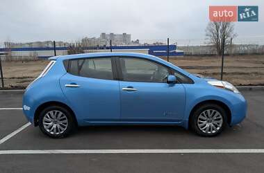 Хэтчбек Nissan Leaf 2014 в Киеве