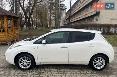 Хэтчбек Nissan Leaf 2017 в 