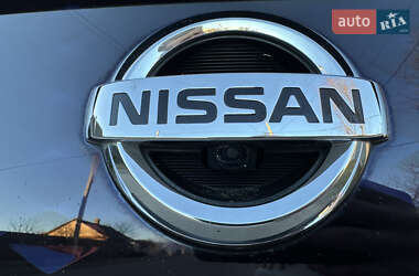 Хэтчбек Nissan Leaf 2019 в 