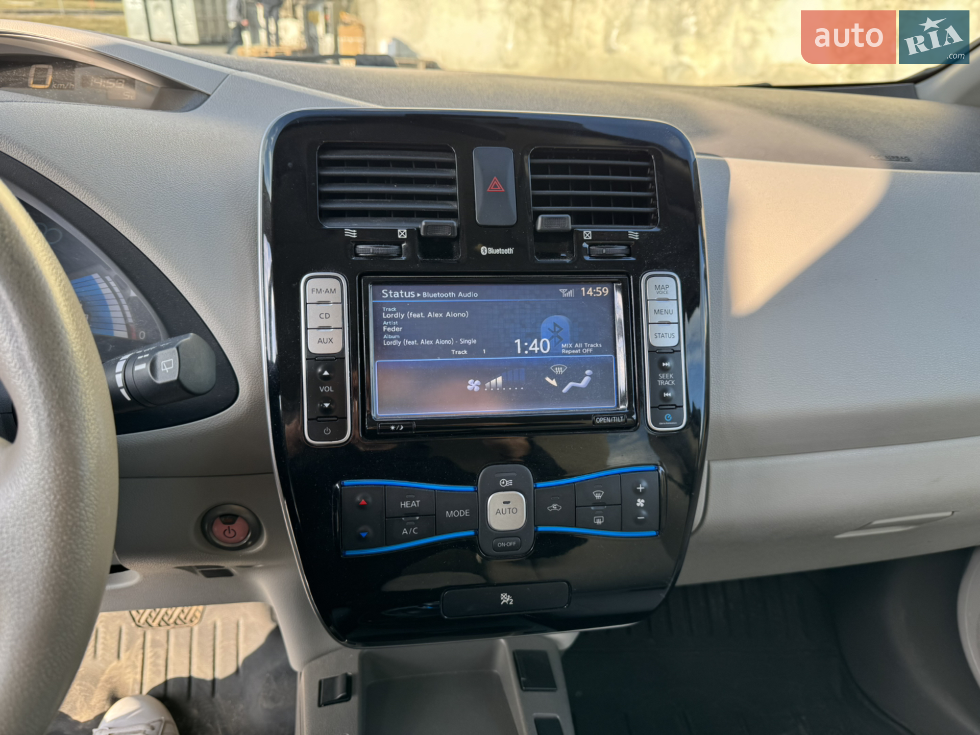 2013 Nissan Leaf - мініатюра 15