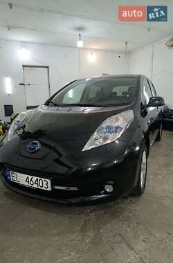 Хэтчбек Nissan Leaf 2015 в Дубно