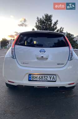 Хэтчбек Nissan Leaf 2014 в Одессе