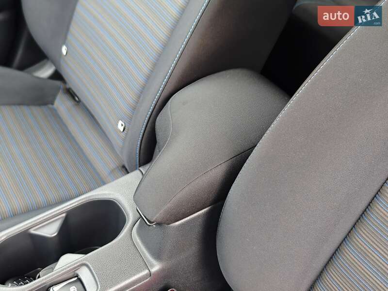Хэтчбек Nissan Leaf 2020 в Дубно