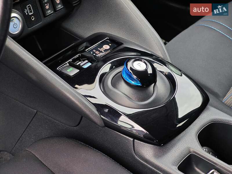 Хэтчбек Nissan Leaf 2020 в Дубно