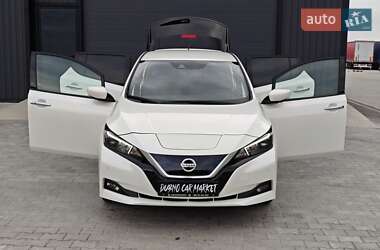 Хетчбек Nissan Leaf 2020 в 