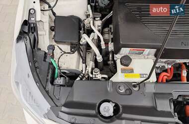 Хетчбек Nissan Leaf 2020 в 