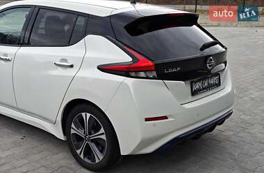 Хетчбек Nissan Leaf 2020 в 