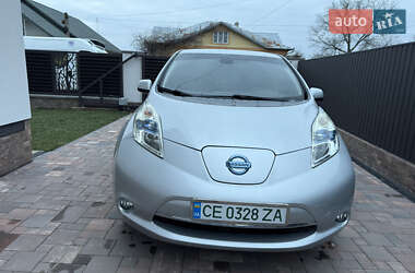 Хетчбек Nissan Leaf 2015 в Чернівцях