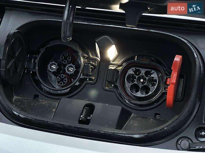 Хэтчбек Nissan Leaf 2020 в Дубно