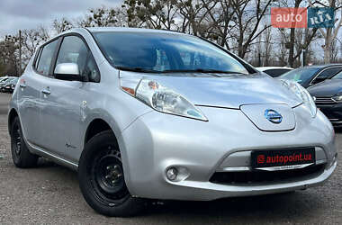 Хетчбек Nissan Leaf 2015 в Білогородці