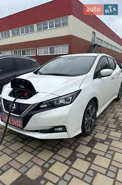 Хэтчбек Nissan Leaf 2021 в Белгороде-Днестровском