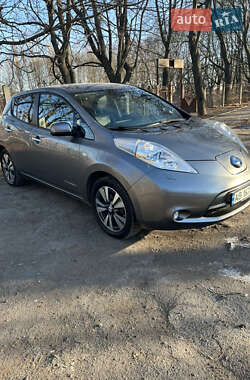 Хетчбек Nissan Leaf 2014 в Вінниці