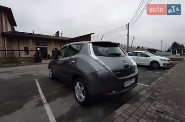 Хетчбек Nissan Leaf 2014 в Звягелі